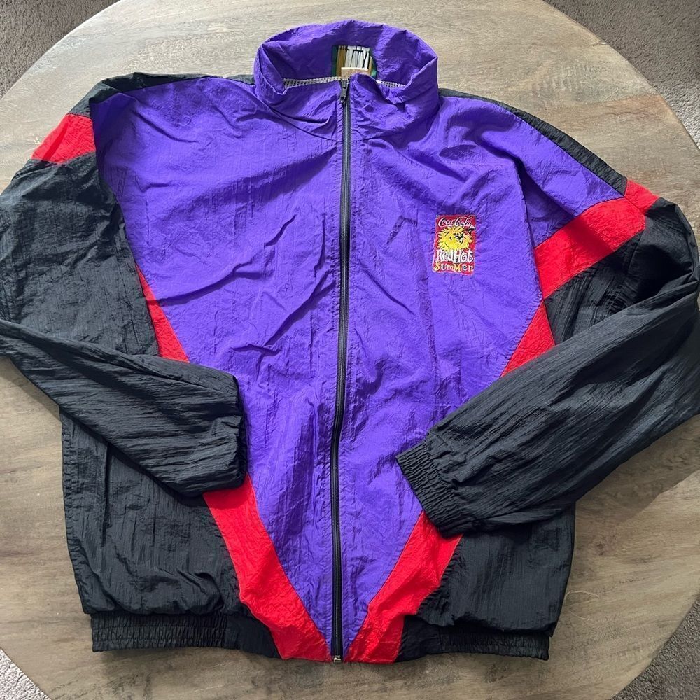 AIX Miami Vintage Coca-Cola Red Hot Summer Nylon Jacket.  Size XL.